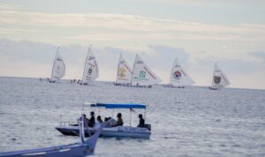 Perahu sandeq di lomba sandeq silumba